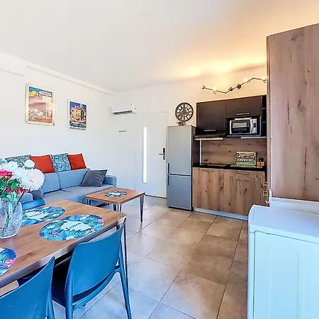 Hameau De Saint Cyprien By Interhome Apartamento Lecci